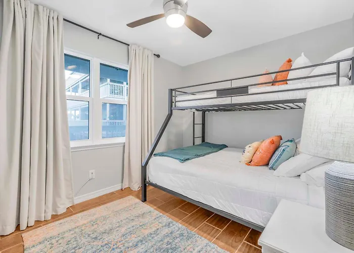 Apartment Lagoon Run 113 By Collection