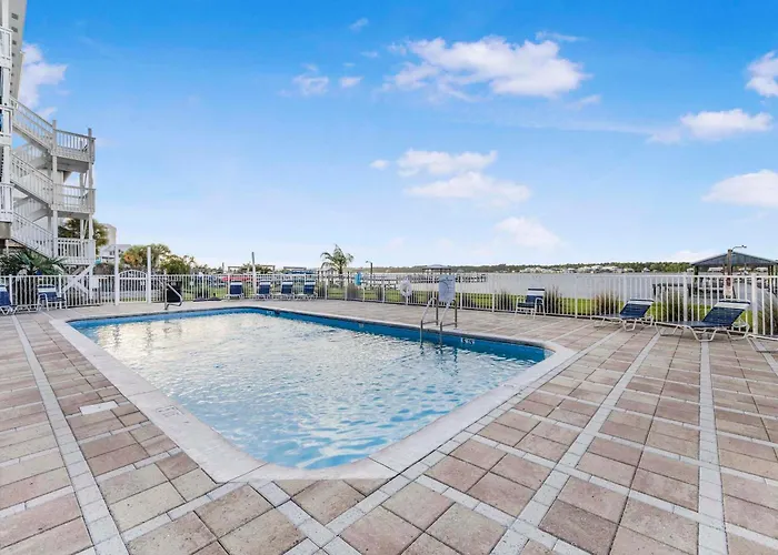 Apartment Lagoon Run 113 By Collection *